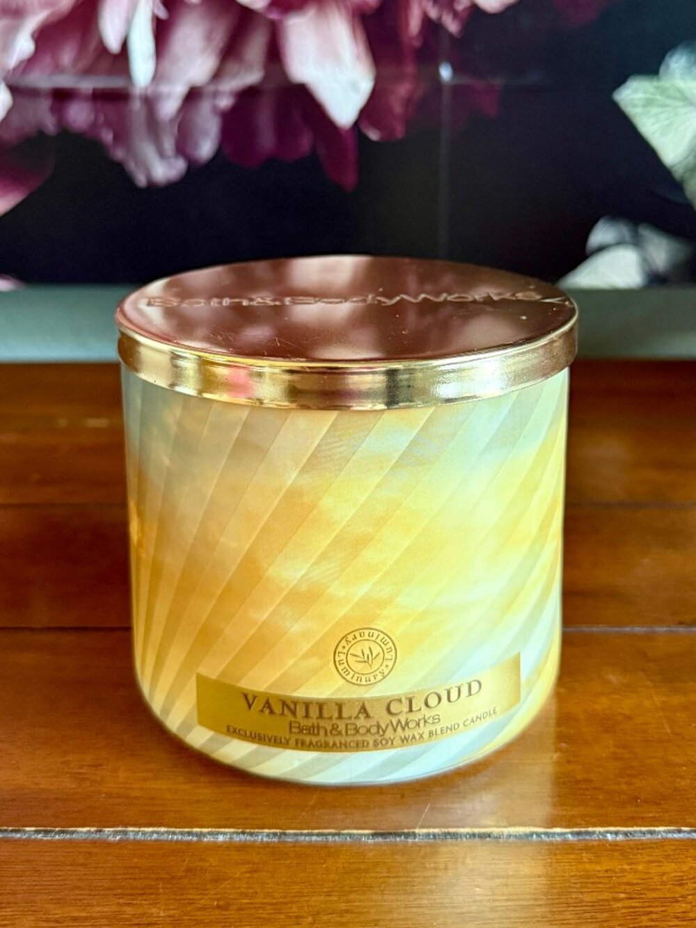 NEW VANILLA CLOUD 3-Wick Glowing Luminary Candle Bath & Body Works